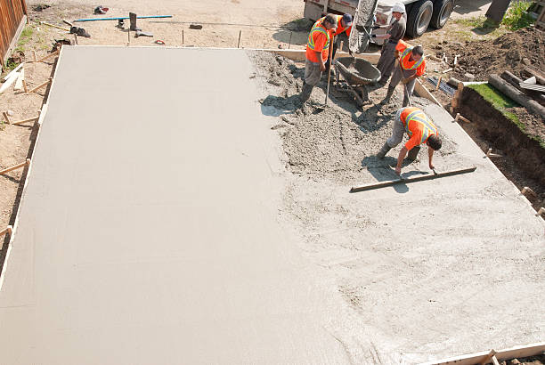 Best Concrete Patio Contractor  in Aurora, MO